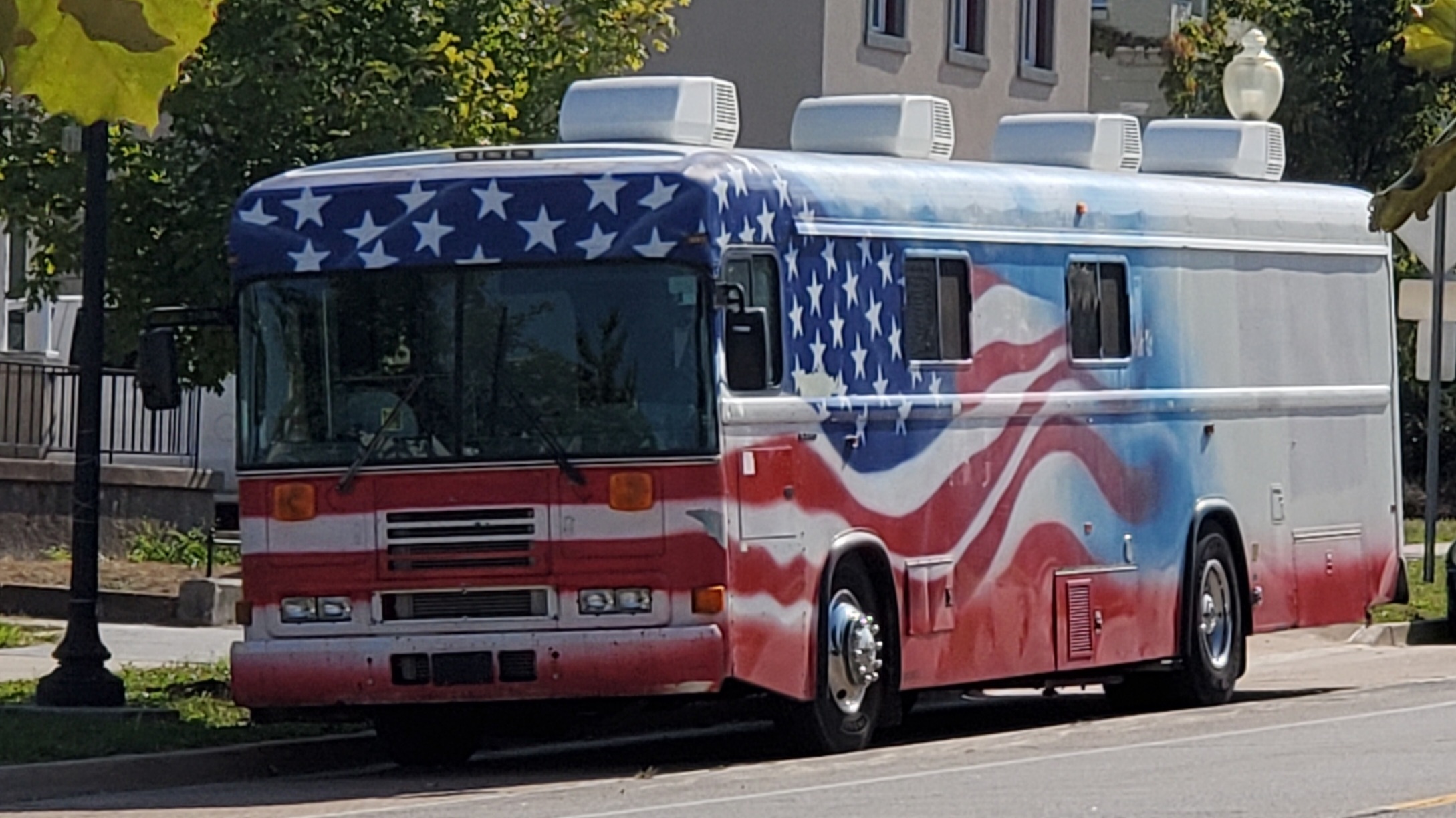 Hillbilly Hydration mobile unit parked and ready for service